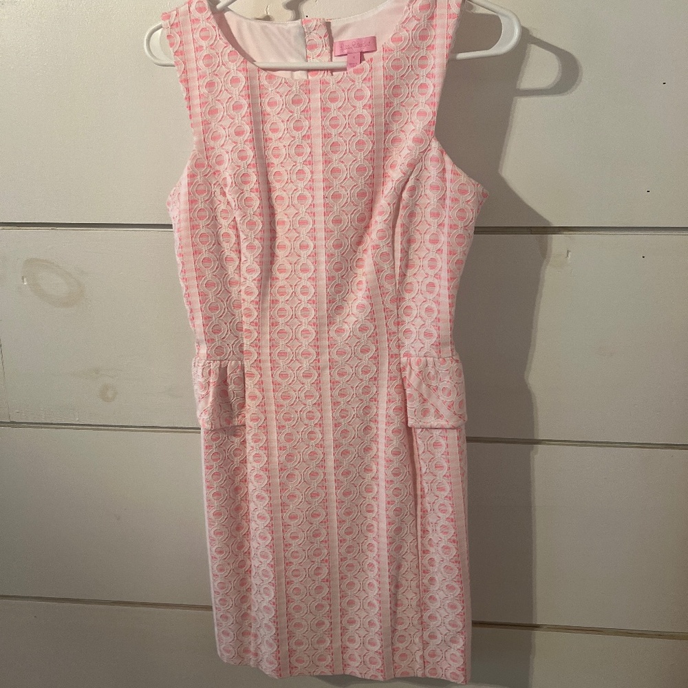 NEW Lilly Pulitzer Abby Lace Peplum Sheath Dress Size Small  Pink Embroidered